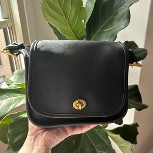 Vintage Coach Small Legacy Flap 9965